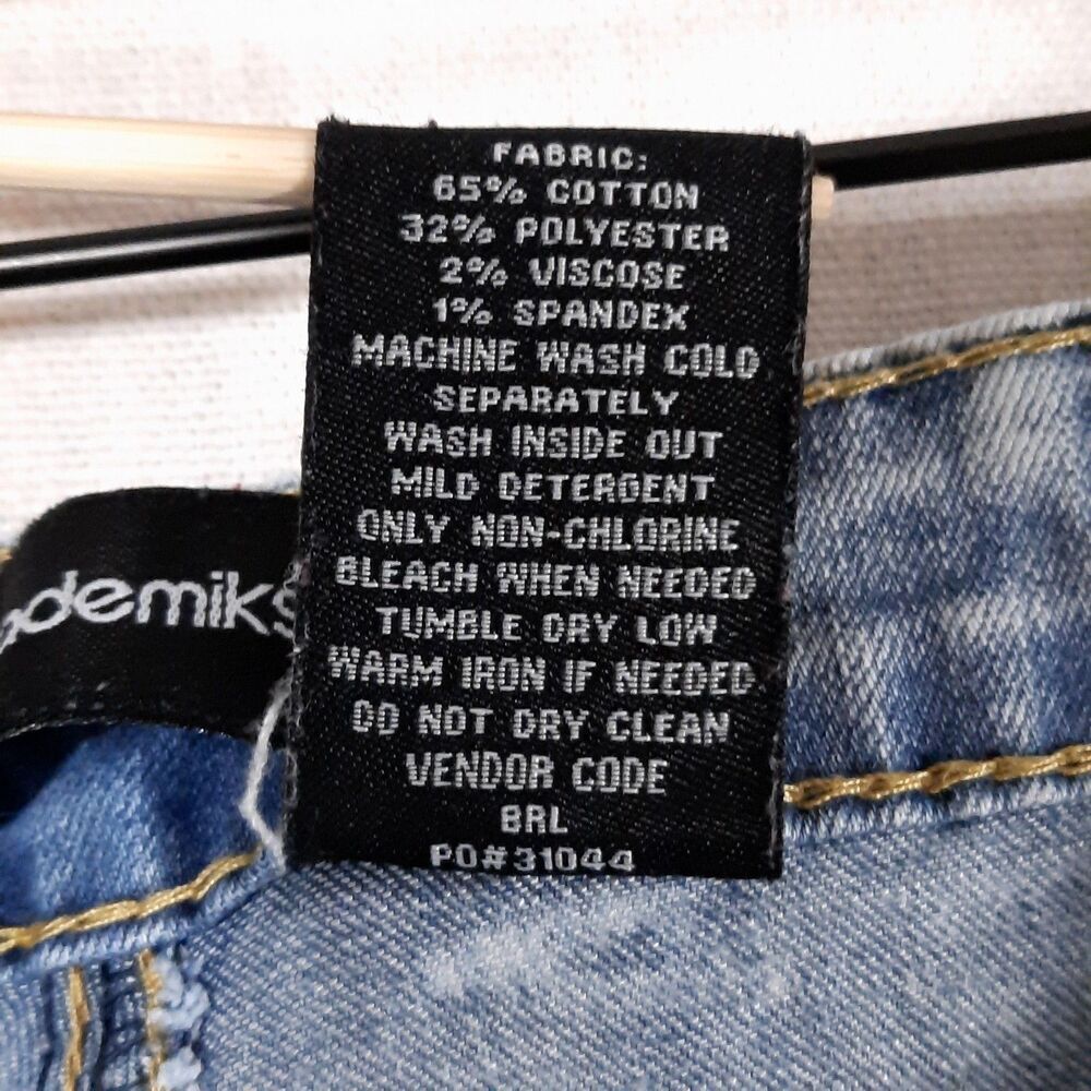 Akademiks Distressed Jeans Size 18 Straight Leg High Rise Acid Wash Stretch - Picture 14 of 15